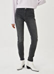 Wrangler  Skinny Fit Gri Kadın Denim Pantolon W28KLB93O