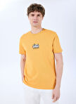 Discovery Expedition Turuncu Erkek Bisiklet Yaka Relaxed Fit Baskılı T-Shirt D4SM-TST3258