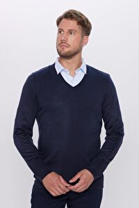 Erkek Slim Fit Dar Kesim Yumuşak Dokulu Tüylenmeyen Lacivert V Yaka Triko Kazak