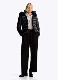 Tommy Hilfiger Siyah Kadın Dik Yaka Standart Fit Puffer Mont GLOSS DOWN TYRA JKT WITH FUR
