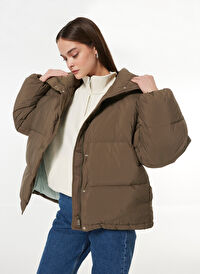 Calvin Klein Jeans Kahve Kadın Dik Yaka Standart Fit Puffer Mont RELAXED PUFFER