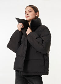 Calvin Klein Jeans Dik Yaka Puffer Siyah Kadın Mont RELAXED PUFFER