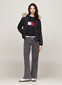 Tommy Jeans Siyah Kadın Dik Yaka Standart Fit Puffer Mont TJW BASIC HOODED DOWN JACKET EXT