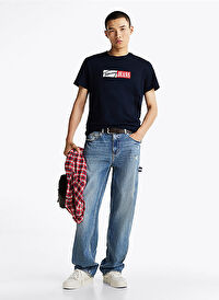 Tommy Jeans Koyu Lacivert Erkek Bisiklet Yaka Slim Fit T-Shirt DM0DM20365C1G TJM SLIM ENTRY GRA