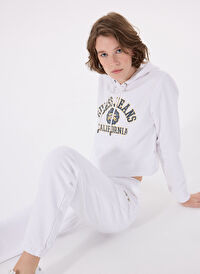 Guess Beyaz Kadın Standart Baskılı Sweatshirt GJ CROP HOOD PRINT S - MID ORGANIC