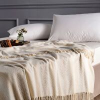 Linens Jovial Throw Bej