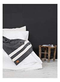 Wool Cocoon Yünlü Koltuk Şalı Siyah / Ekru 150x180