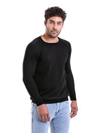 Siyah Regular Fit Bisiklet Yaka Triko Yün Kazak