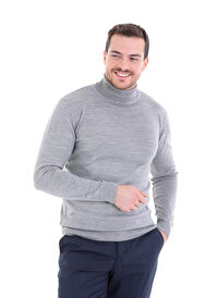 Gri Comfort Fit Düz Bisiklet Yaka Yünlü Triko Kazak
