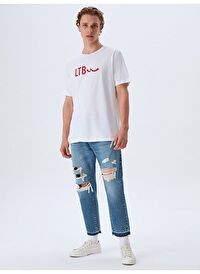Beyaz T-shırt