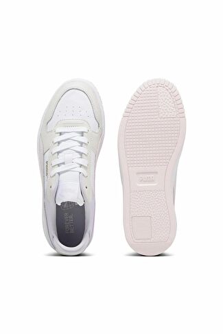 Женские кроссовки Puma Carina Street 38939010