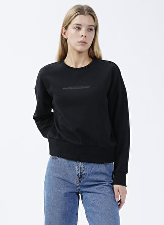 CS0212 CSC W BAR SPLIT CROP SWEATSH Siyah O Yaka Normal Kalıp Baskılı Kadın Sweatshirt
