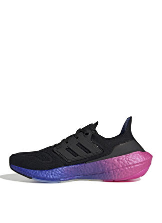 Женские кроссовки adidas HQ8591 ULTRABOOST 22 W для бега