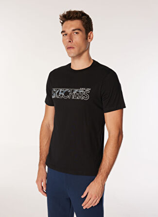 Мужская футболка Skechers S242139-001 M Graphic Crew Neck Reg Yuvarlak Yaka Normal Kalip Baskili