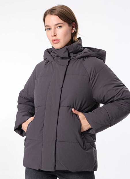 Mavi Loose Fit Siyah Kadın Ceket M1110225-80106 ŞİŞME MONT -1