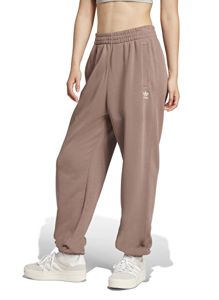 adidas JD1523 ESS JOGGER FT Kahve Lastikli Bel Loose Fit Düz Kadın Eşofman Altı -1