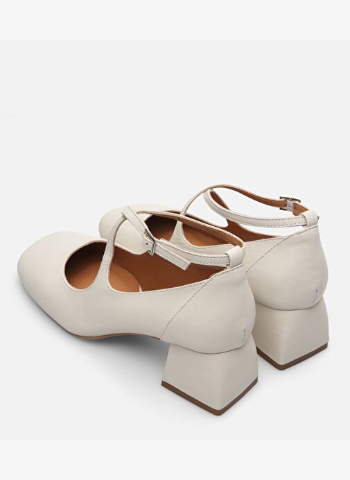 Kadın Deri Ekru Kalın Topuklu Ayakkabı 01AYH285100A400 - Görsel 6