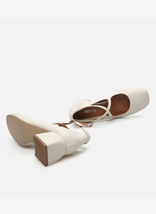 Kadın Deri Ekru Kalın Topuklu Ayakkabı 01AYH285100A400 - Görsel 7