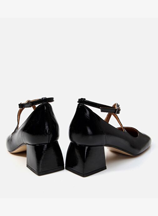 Kadın Deri Siyah Kalın Topuklu Ayakkabı 01AYH290540A100 - Görsel 6