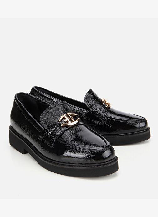 Kadın Rugan Deri Siyah Tokalı Klasik Loafer 01AYH312860A100 - Görsel 3