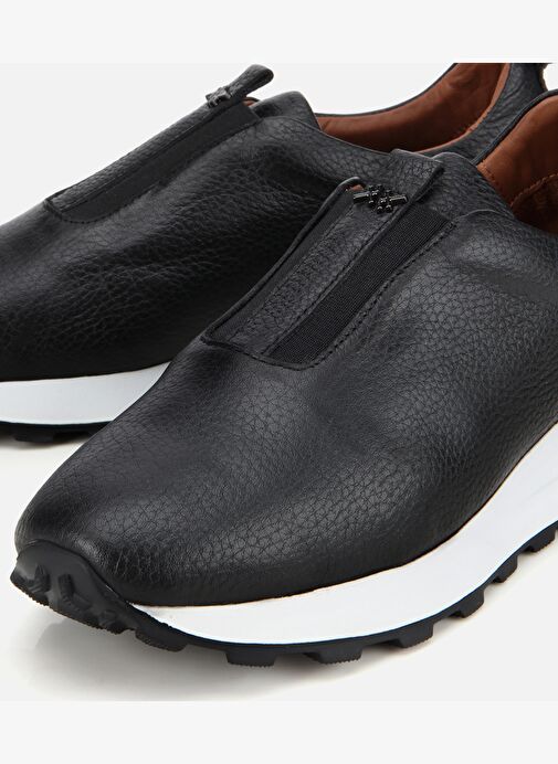 Kadın Deri Siyah Lastik Detaylı Spor Ayakkabı 01AYH313570A100 - Görsel 4