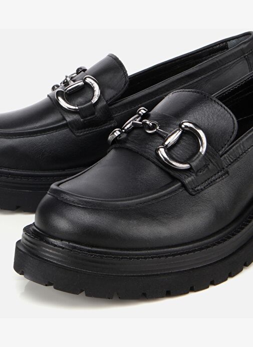 Kadın Deri Siyah Tokalı Yüksek Tabanlı Klasik Loafer 01AYH314430A100 - Görsel 4