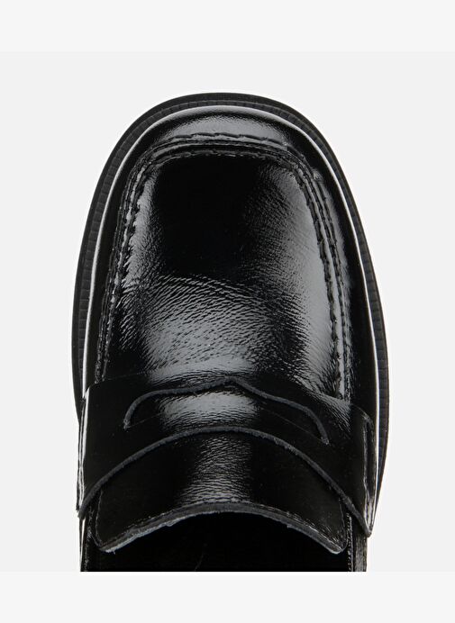 Kadın Rugan Deri Siyah Topuklu Klasik Loafer 01AYH314470A100 - Görsel 6