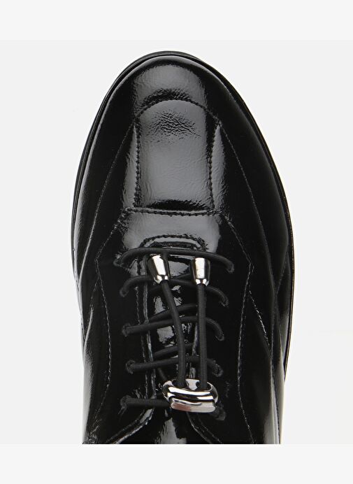 Kadın Rugan Deri Siyah Dolgu Topuklu Spor Ayakkabı 01AYH314490A100 - Görsel 6