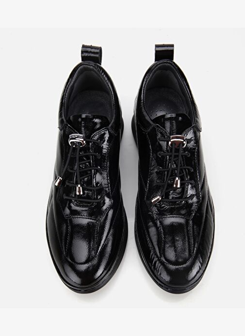 Kadın Rugan Deri Siyah Dolgu Topuklu Spor Ayakkabı 01AYH314490A100 - Görsel 7