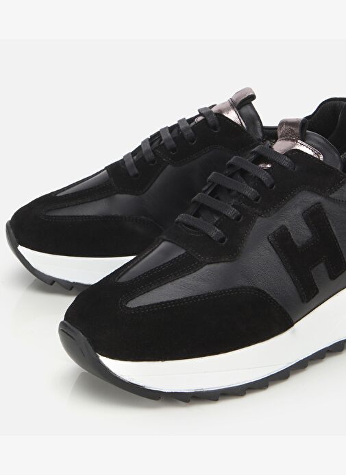 Kadın Süet Deri Siyah Comfort Spor Ayakkabı 01AYH314510A100 - Görsel 4