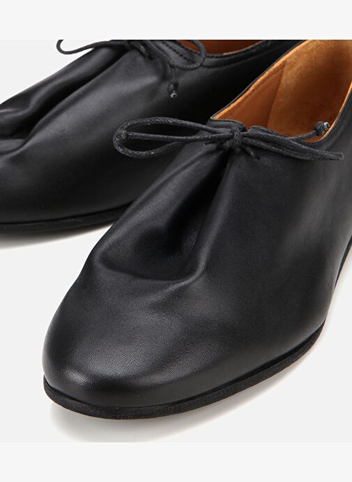 Kadın Deri Siyah Yumuşak Bağcıklı Babet 01AYH315430A100 - Görsel 5