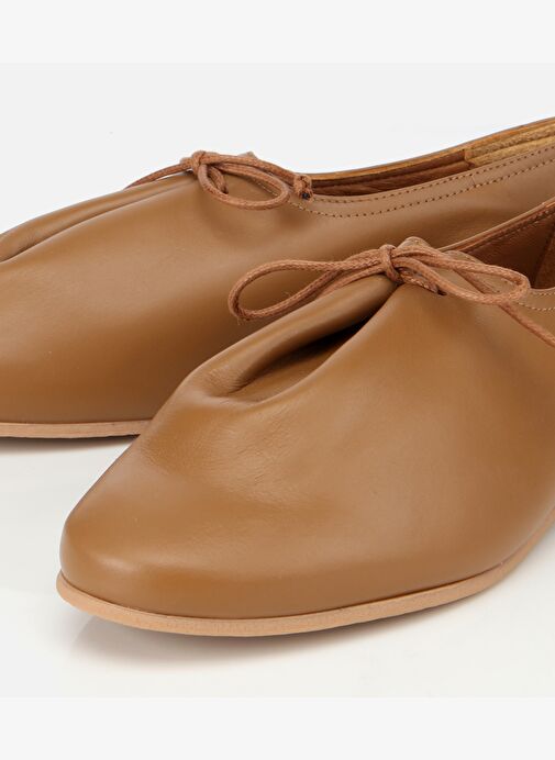 Kadın Deri Açık Kahverengi Yumuşak Bağcıklı Babet 01AYH315430A340 - Görsel 4