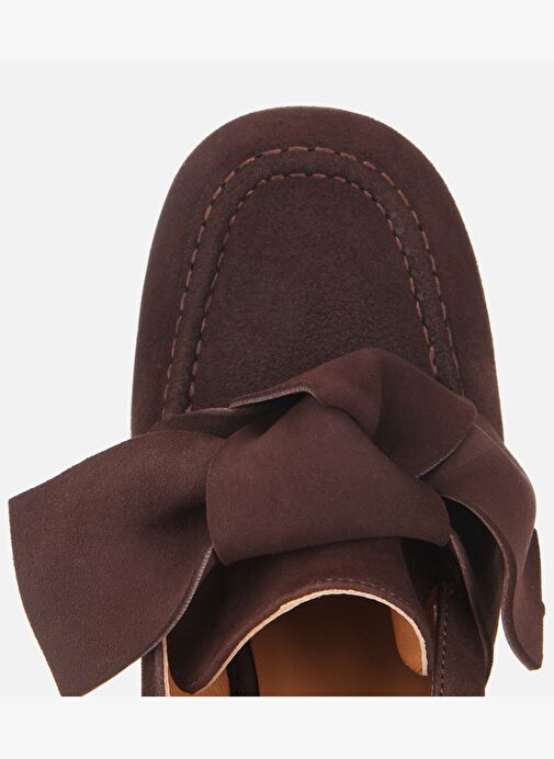 Kadın Süet Kahverengi Fiyonk Detaylı Kalın Topuklu Ayakkabı 01AYH315450A480 - Görsel 6