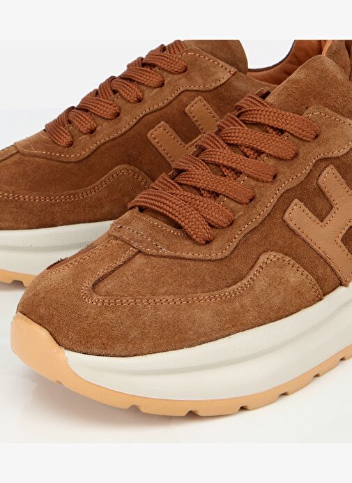 Kadın Süet Deri Taba Kalın Tabanlı Comfort Spor Ayakkabı 01AYH315710A370 - Görsel 4