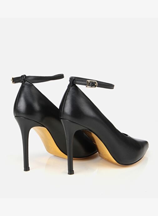 Kadın Deri Siyah Bilekten Bağlamalı Gold Detaylı Yüksek Topuklu Stiletto 01AYH316600A100 - Görsel 5
