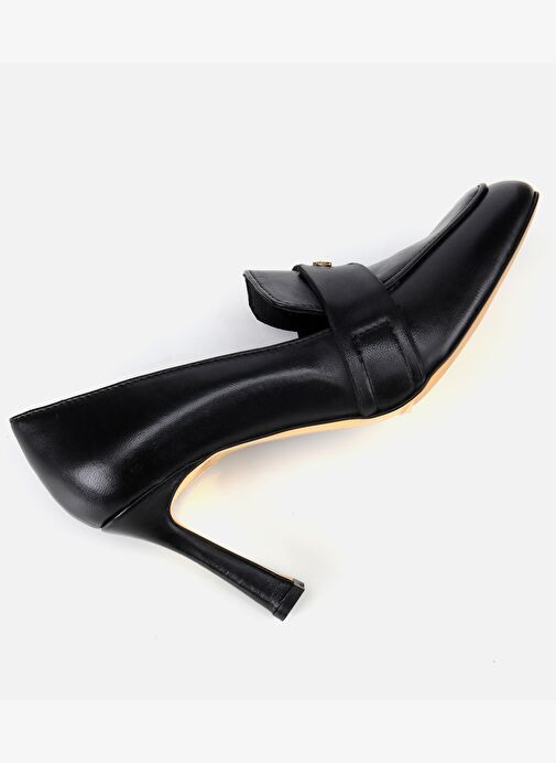 Kadın Deri Siyah Yumuşak Dokulu Gold Detaylı Topuklu Stiletto 01AYH316610A100 - Görsel 7