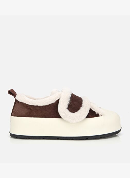 Kadın Süet Deri Kahverengi Kürklü Kalın Bantlı Spor Ayakkabı 01AYH316800A480 - Görsel 2