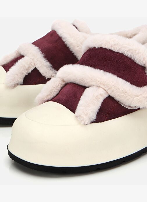 Kadın Süet Deri Bordo İçi Kürklü Kalın Bantlı Spor Ayakkabı 01AYH316800A780 - Görsel 4