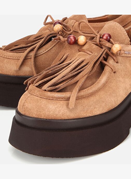 Kadın Süet Deri Taba Püskül Detaylı Kalın Tabanlı Günlük Loafer 01AYH316840A370 - Görsel 4