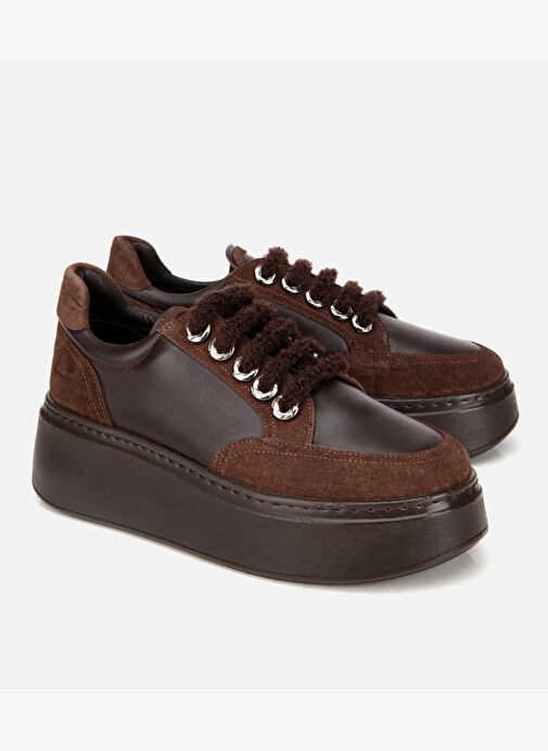 Kadın Deri Kahverengi Bağcık Detaylı Kalın Tabanlı Spor Ayakkabı 01AYH317820A480 - Görsel 3