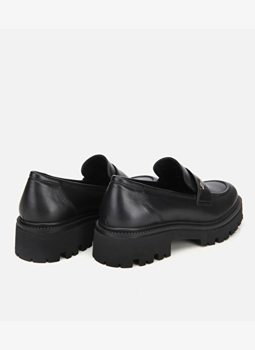 Kadın Deri Siyah Kalın Tabanlı Klasik Loafer 01AYH318340A100 - Görsel 5