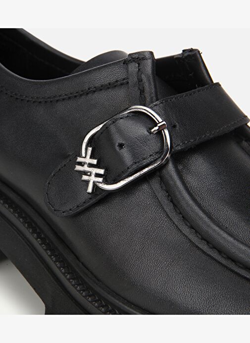 Kadın Deri Siyah Tokalı Kalın Tabanlı Günlük Loafer 01AYH318350A100 - Görsel 3