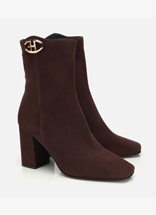 Kadın Süet Deri Kahverengi Tokalı Kare Uçlu Bilekte Topuklu Bot 01BOH312630A480 - Görsel 3