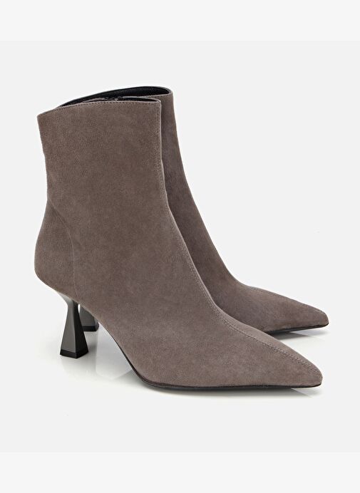 Kadın Süet Deri Vizon Dikiş Detaylı Sivri Kısa Topuklu Bot 01BOH312650A450 - Görsel 3