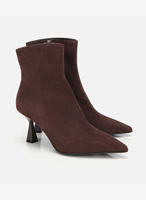 Kadın Süet Deri Kahverengi Dikiş Detaylı Sivri Kısa Topuklu Bot 01BOH312650A480 - Görsel 3