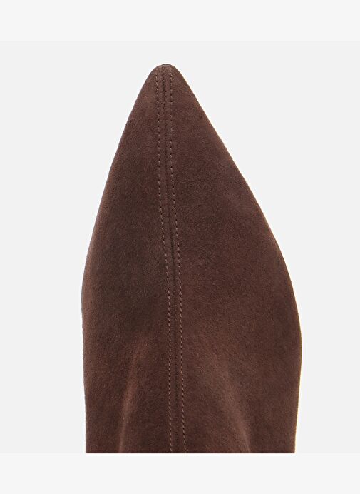 Kadın Süet Deri Kahverengi Dikiş Detaylı Sivri Kısa Topuklu Bot 01BOH312650A480 - Görsel 6