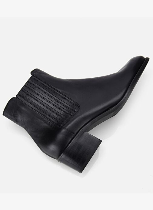 Kadın Deri Siiyah Lastik Detaylı Bilekte Düz Bot 01BOH312660A100 - Görsel 7