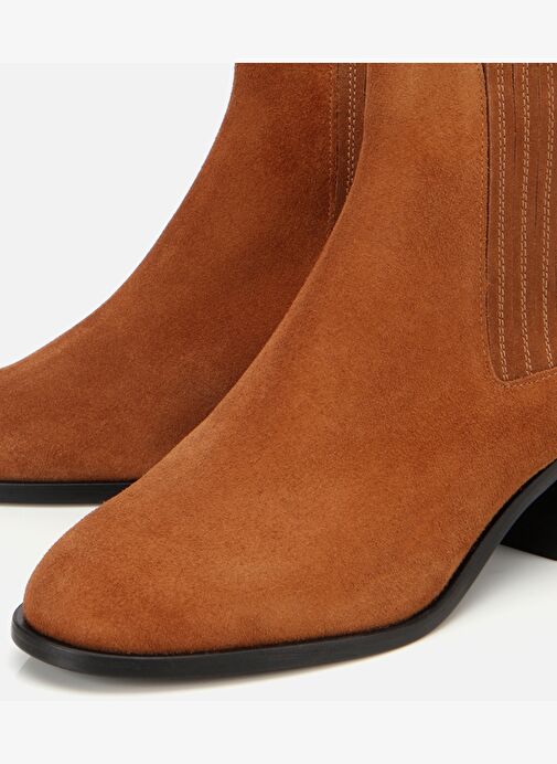 Kadın Süet Deri Taba Lastik Detaylı Bilekte Düz Bot 01BOH312670A430 - Görsel 4