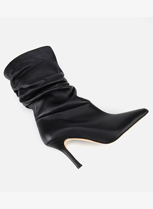 Kadın Deri Siyah Büzgülü Sivri Burunlu İnce Topuklu Bot 01BOH312730A100 - Görsel 7