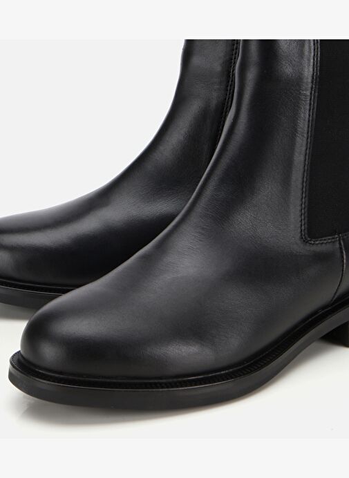 Kadın Deri Siyah Lastik Detaylı Düz Bot 01BOH313020A100 - Görsel 4